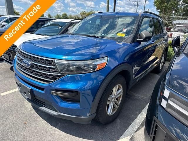 2020 Ford Explorer XLT — photo 1 of 8