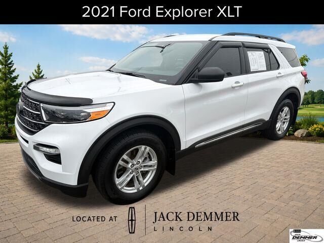 2021 Ford Explorer XLT — photo 1 of 13