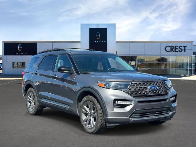 2022 Ford Explorer XLT — photo 1 of 13