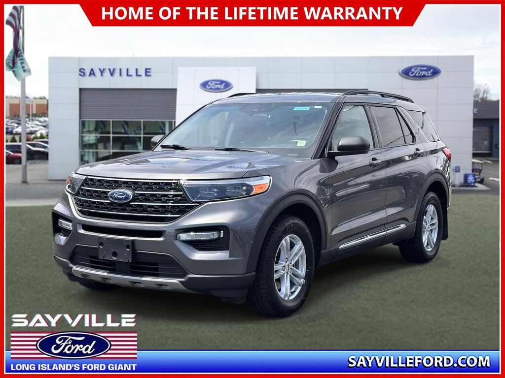2023 Ford Explorer XLT — photo 1 of 13