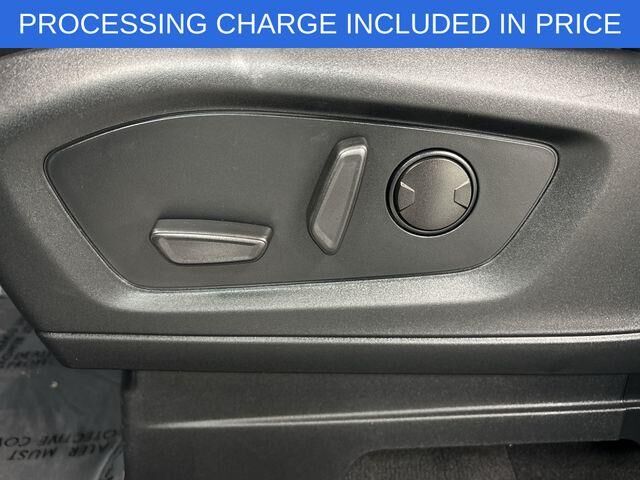 2023 Ford Explorer XLT — photo 1 of 4