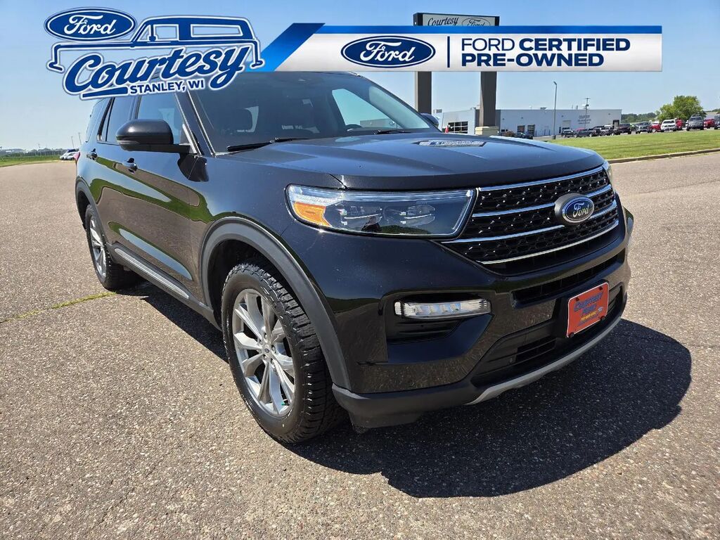 2023 Ford Explorer XLT — photo 1 of 13