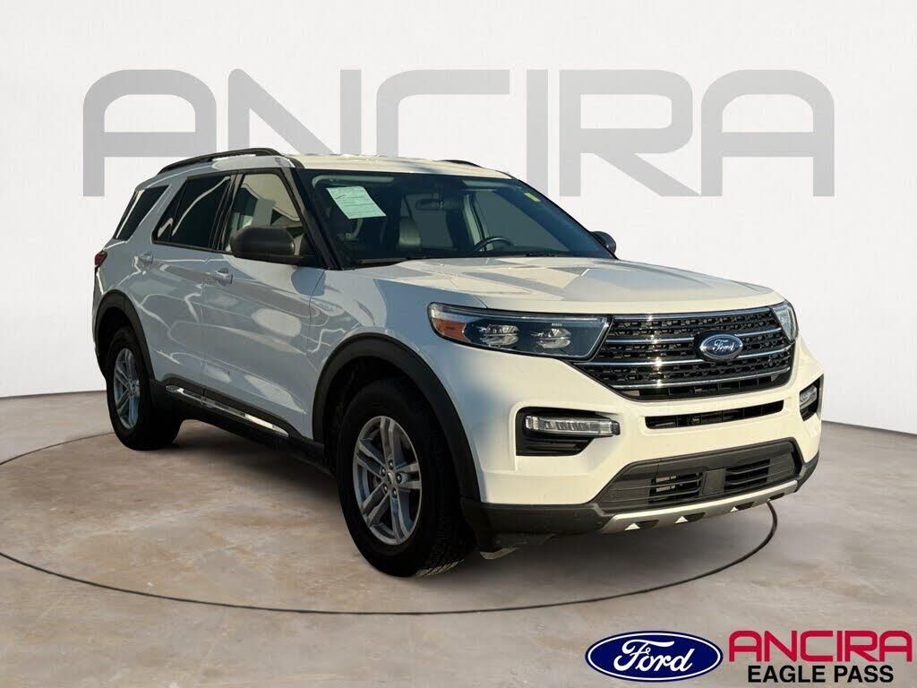 2023 Ford Explorer XLT — photo 1 of 1