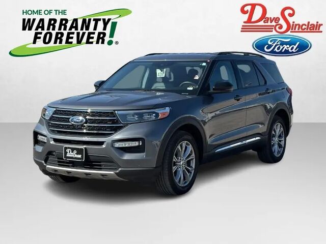 2024 Ford Explorer XLT — photo 1 of 13