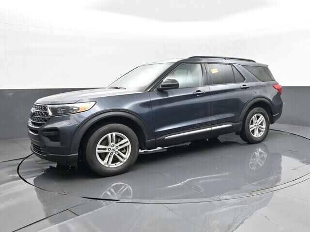 2024 Ford Explorer XLT — photo 1 of 26