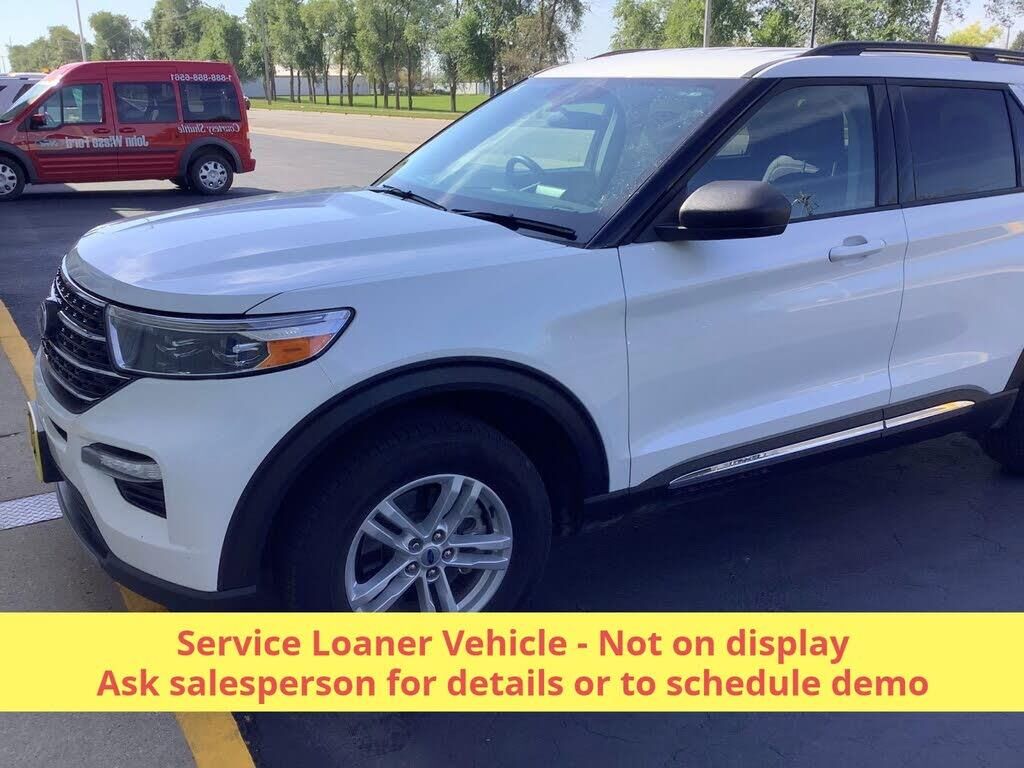 2024 Ford Explorer XLT — photo 1 of 1