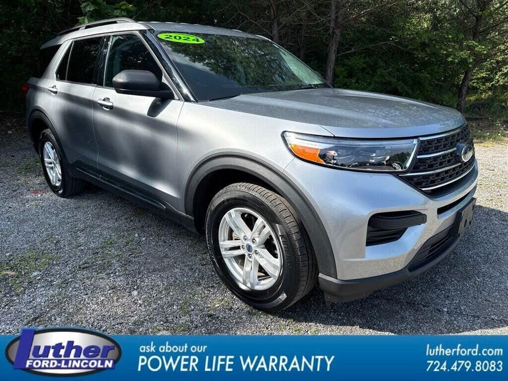 2024 Ford Explorer XLT — photo 1 of 1