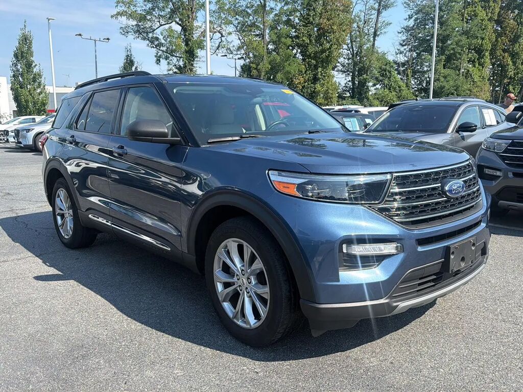 2020 Ford Explorer XLT — photo 1 of 26