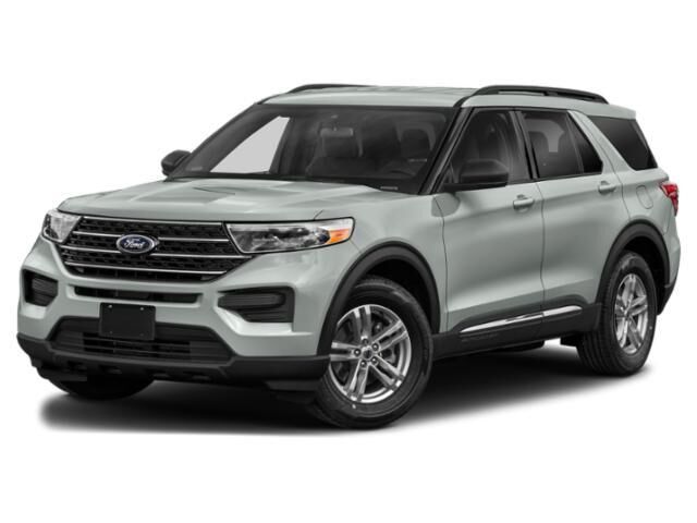 2020 Ford Explorer XLT — photo 1 of 13