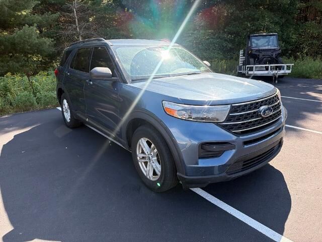 2020 Ford Explorer XLT — photo 1 of 13