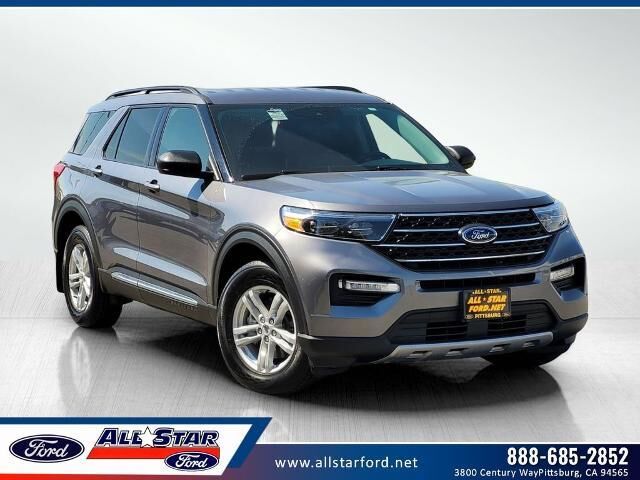 2022 Ford Explorer XLT — photo 1 of 26