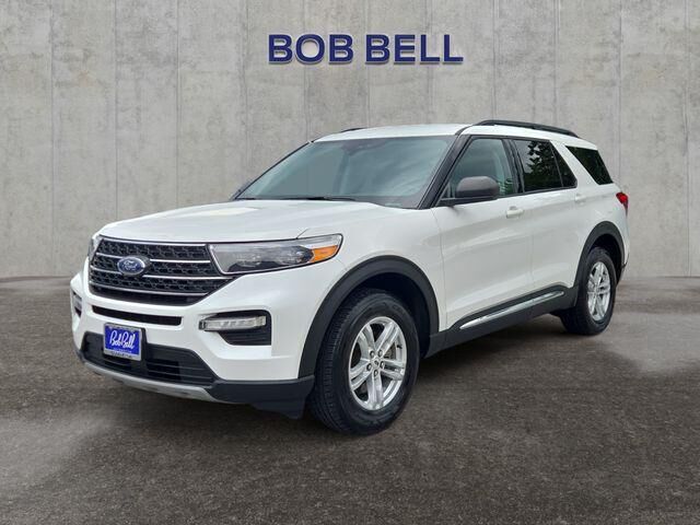 2022 Ford Explorer XLT — photo 1 of 13