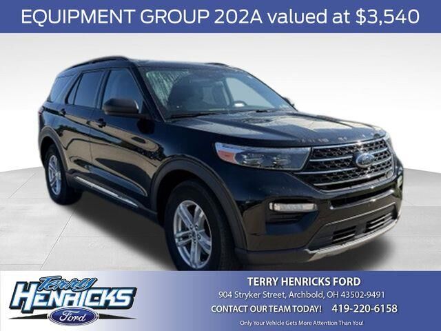 2022 Ford Explorer XLT — photo 1 of 26
