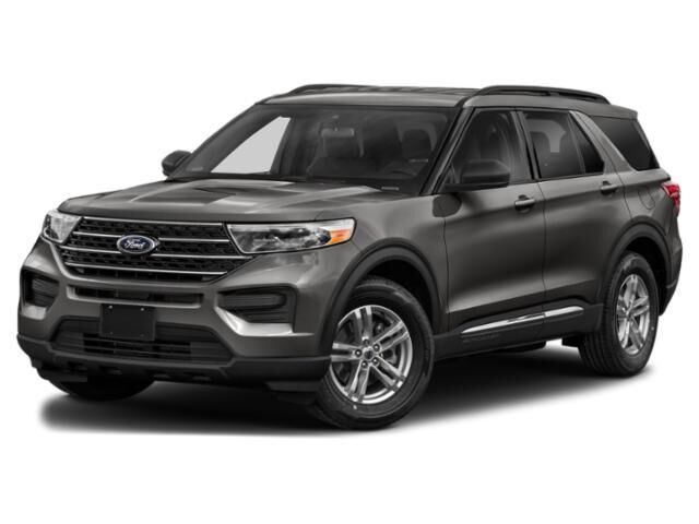 2022 Ford Explorer XLT — photo 1 of 13