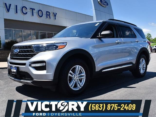 2022 Ford Explorer XLT — photo 1 of 13