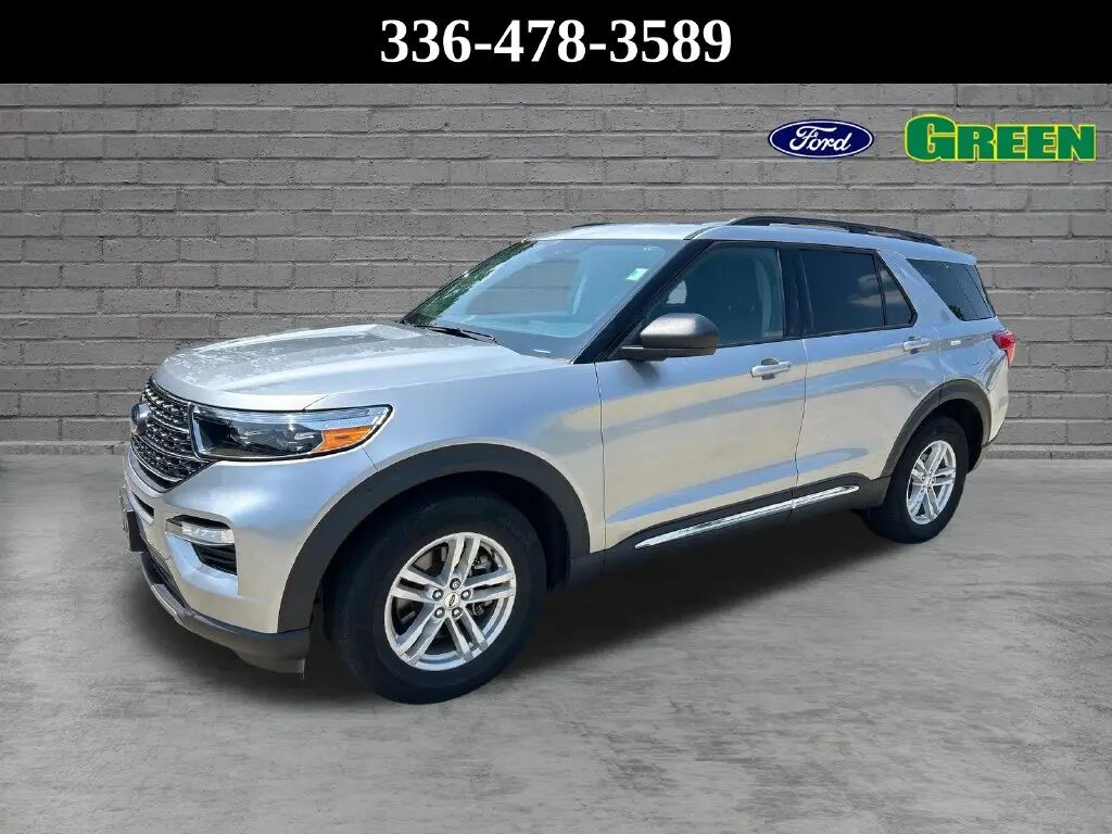 2022 Ford Explorer XLT — photo 1 of 13