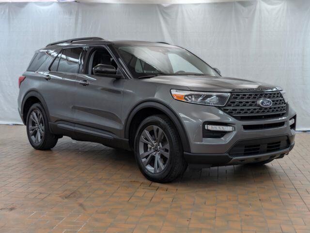 2023 Ford Explorer XLT — photo 1 of 13