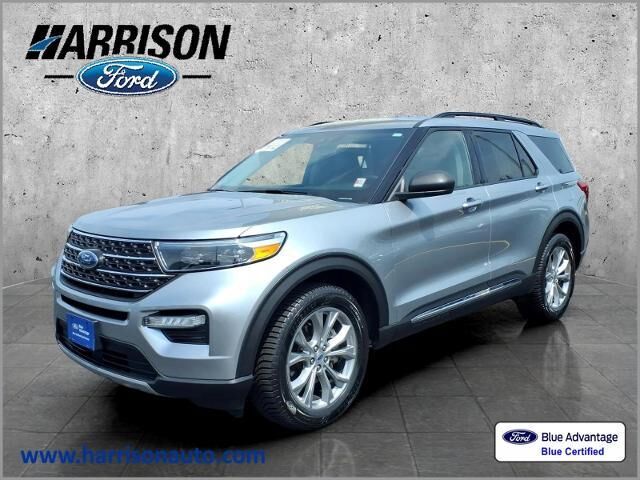 2023 Ford Explorer XLT — photo 1 of 13