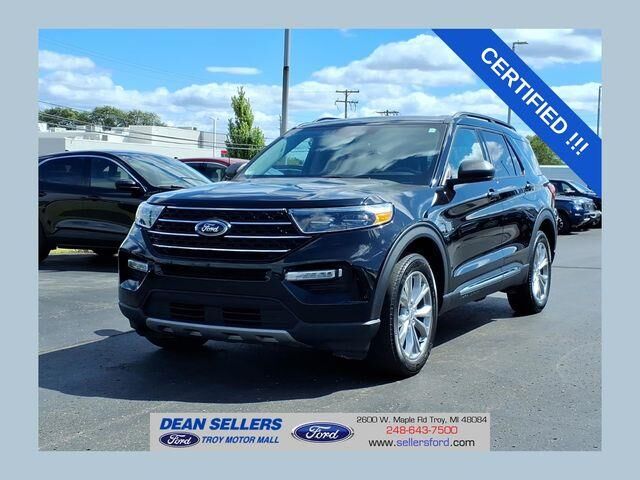 2023 Ford Explorer XLT — photo 1 of 26