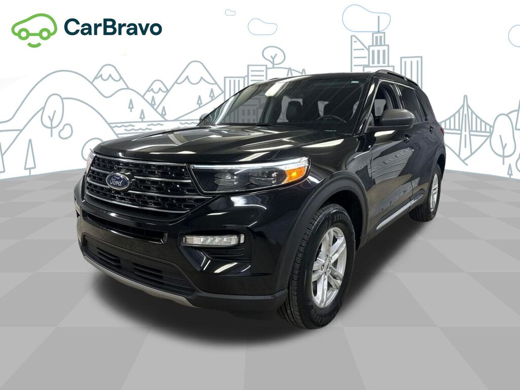 2023 Ford Explorer XLT — photo 1 of 7