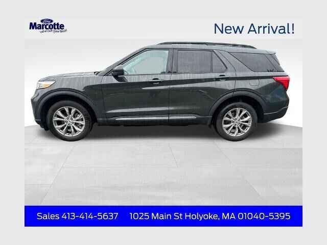 2023 Ford Explorer XLT — photo 1 of 5