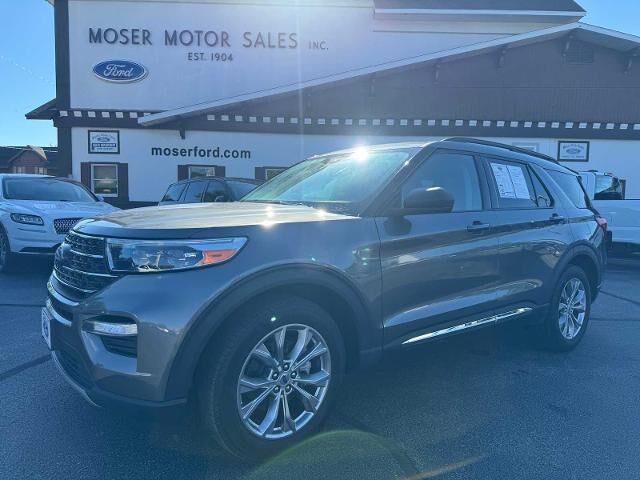 2023 Ford Explorer XLT — photo 1 of 10