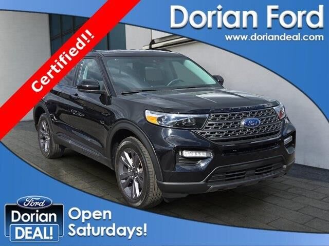 2024 Ford Explorer XLT — photo 1 of 13