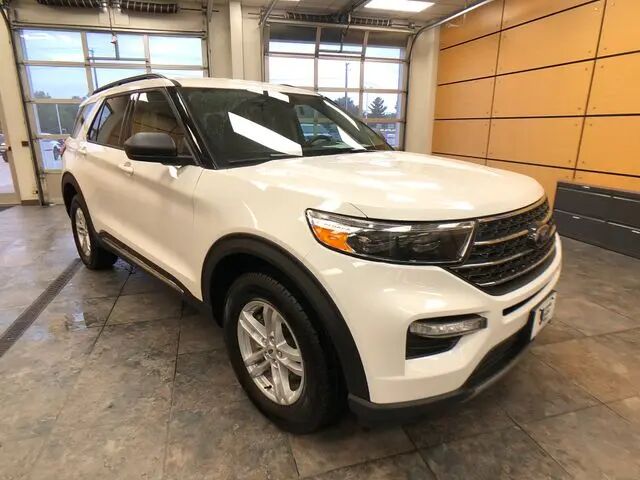 2024 Ford Explorer XLT — photo 1 of 13