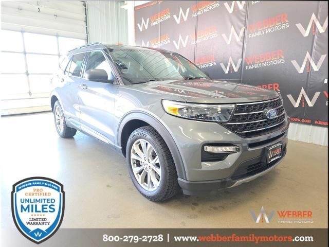 2024 Ford Explorer XLT — photo 1 of 13