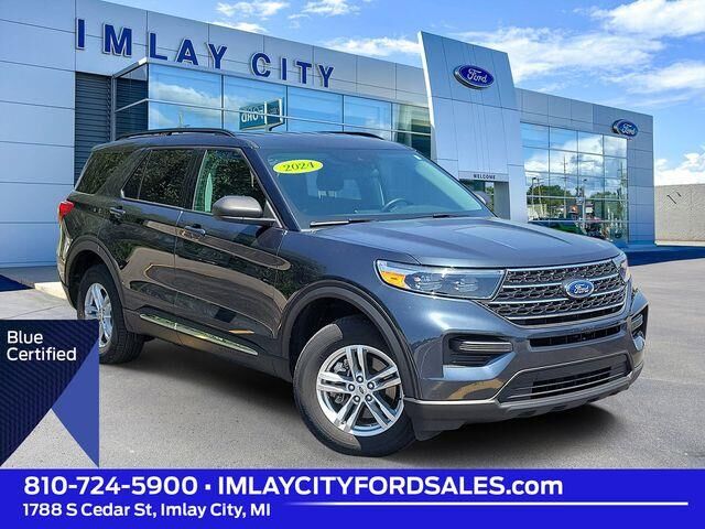 2024 Ford Explorer XLT — photo 1 of 13