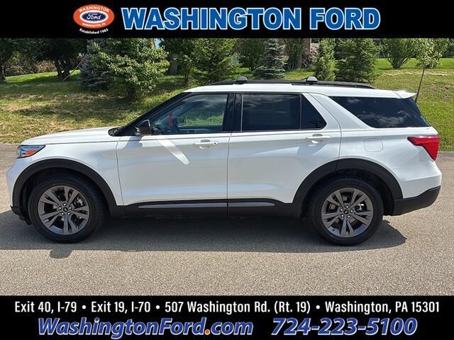 2024 Ford Explorer XLT — photo 1 of 13