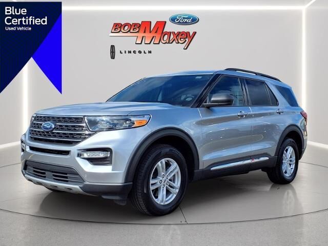 2024 Ford Explorer XLT — photo 1 of 13