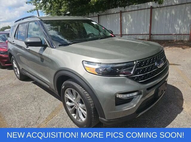 2020 Ford Explorer XLT — photo 1 of 7