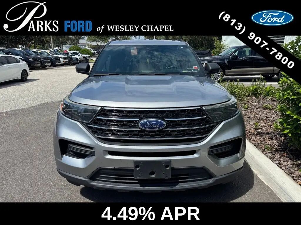 2020 Ford Explorer XLT — photo 1 of 5