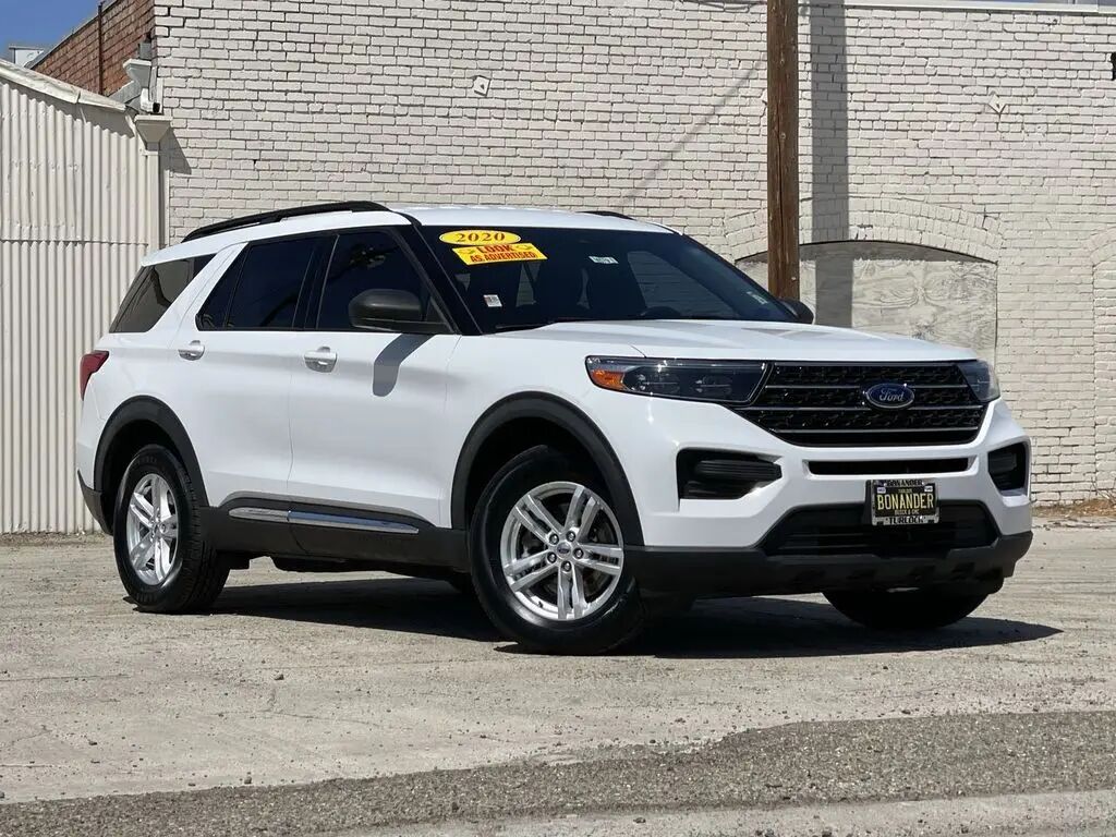2020 Ford Explorer XLT — photo 1 of 26