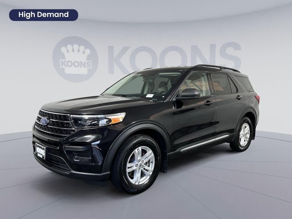 2020 Ford Explorer XLT — photo 1 of 2