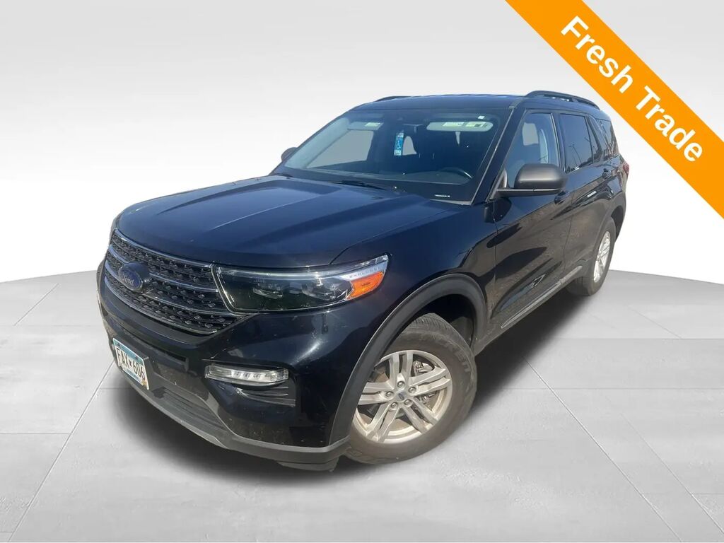 2020 Ford Explorer XLT — photo 1 of 6