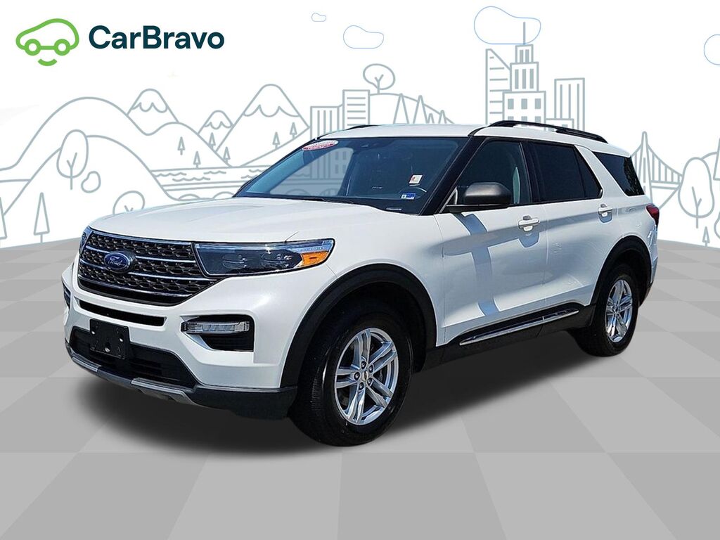 2022 Ford Explorer XLT — photo 1 of 6