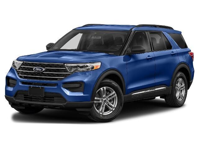 2022 Ford Explorer XLT — photo 1 of 18