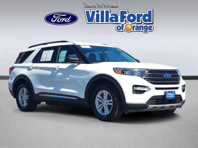 2023 Ford Explorer XLT — photo 1 of 13