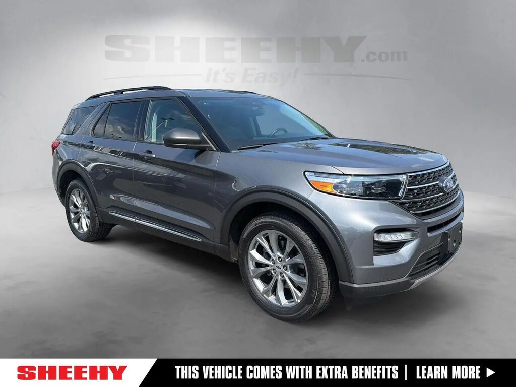 2023 Ford Explorer XLT — photo 1 of 37