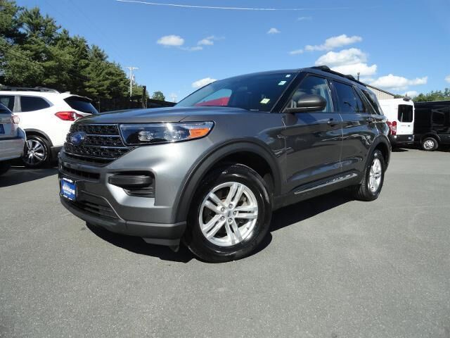 2023 Ford Explorer XLT — photo 1 of 13