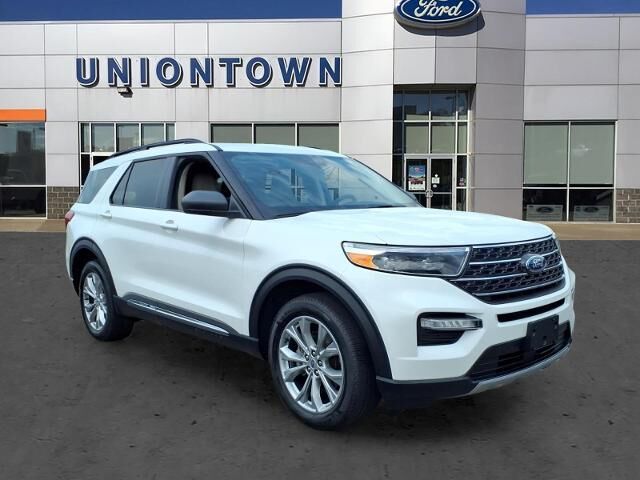 2023 Ford Explorer XLT — photo 1 of 13