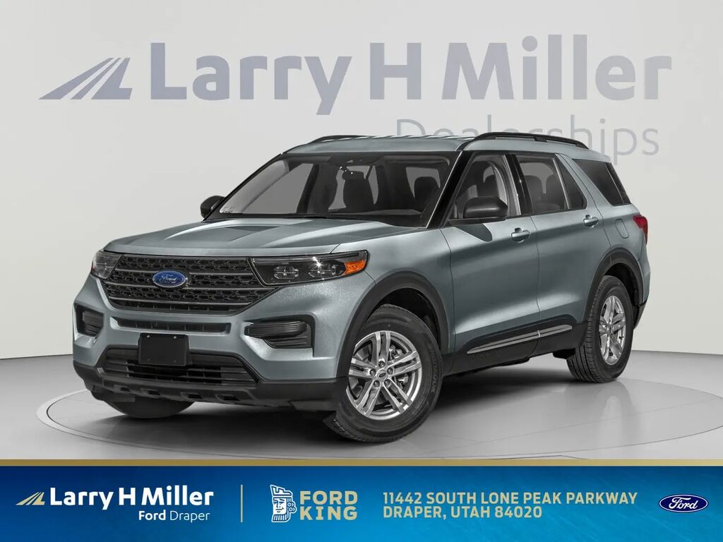 2023 Ford Explorer XLT — photo 1 of 9