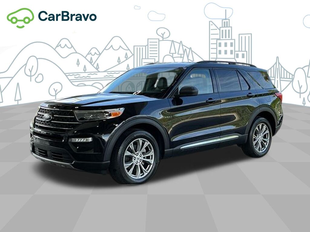 2023 Ford Explorer XLT — photo 1 of 6