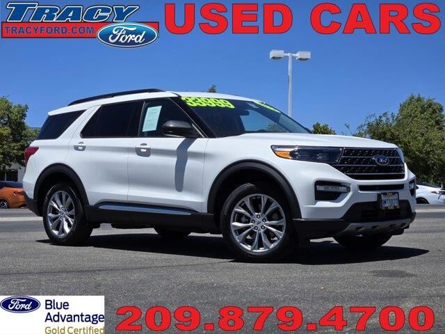 2023 Ford Explorer XLT — photo 1 of 26