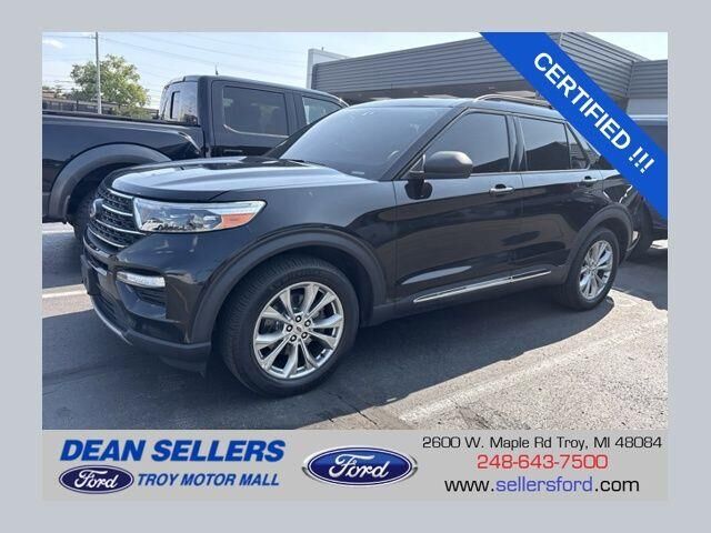 2020 Ford Explorer XLT — photo 1 of 35