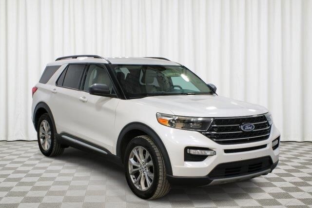 2020 Ford Explorer XLT — photo 1 of 13