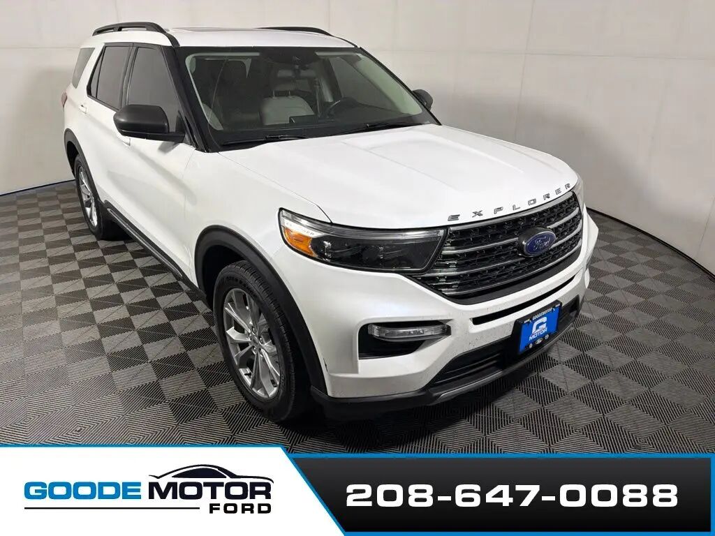 2020 Ford Explorer XLT — photo 1 of 13