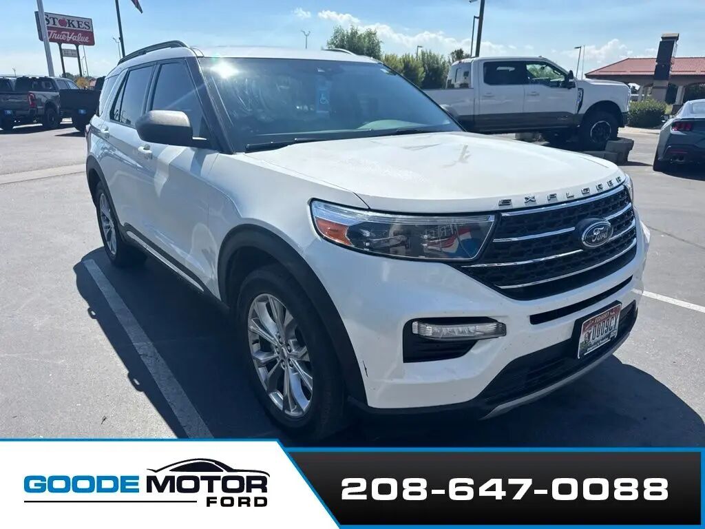 2020 Ford Explorer XLT — photo 1 of 11